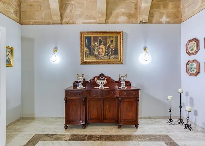 In The Heart Of Qormi Village Lejlighed